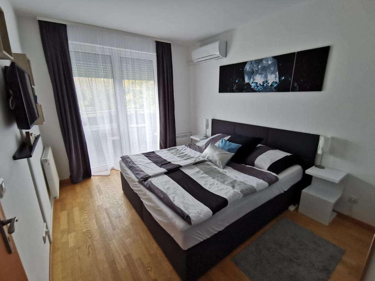 Freedom Apartman Hajduszoboszlo Exterior photo